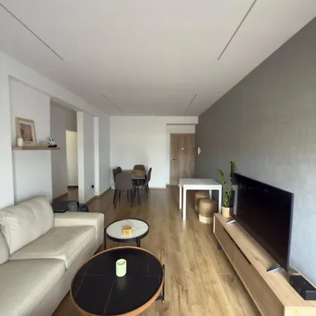 Stylish 2 Bedroom In Apartment Limassol