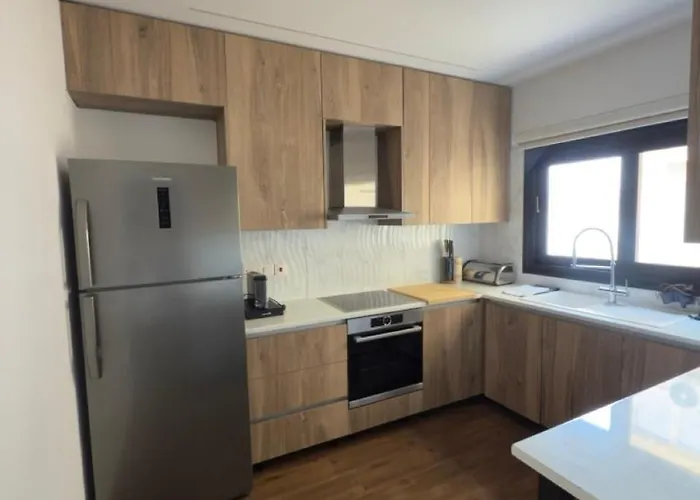 Stylish 2 Bedroom In Appartamento Limisso